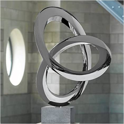 Sculpture artist